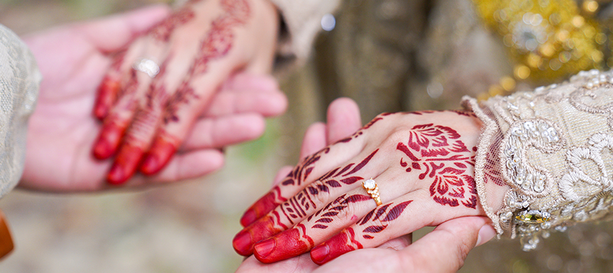 What Is The Significance Of Red Colour Mehndi In Weddings?