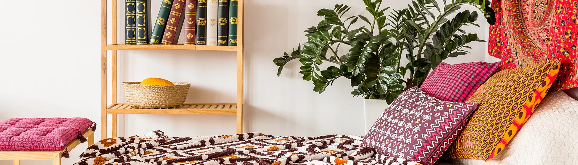 Guest Room Décor Ideas: How to Create a Cozy and Welcoming Space for Guests