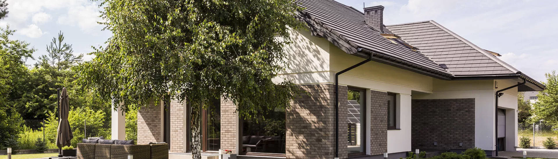 6 Expert Tips to Choose the Best Exterior Paint Colour Combination for Your Home