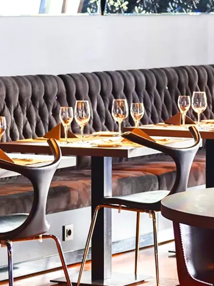 Restaurant Interior Design Ideas: Simple, Stylish & Low-Budget Décor Tips